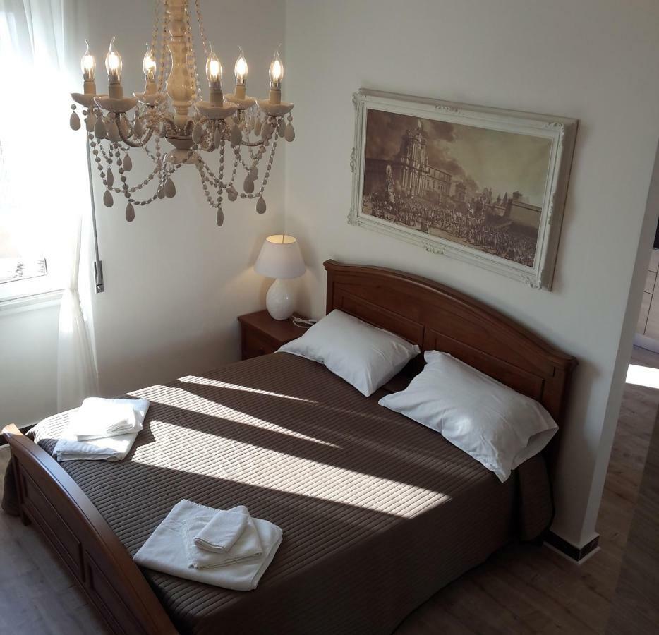 City Center Sea View Ortigia Apartment Syracuse ภายนอก รูปภาพ